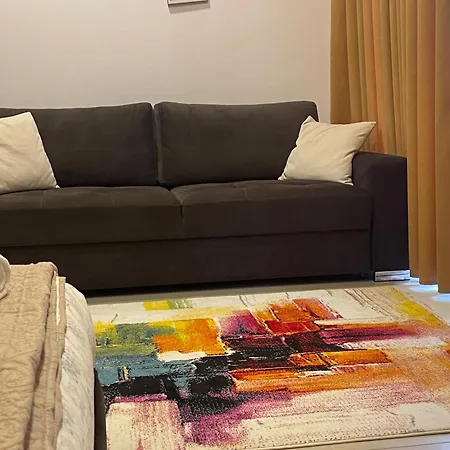 فندق مبيت وإفطار Ora