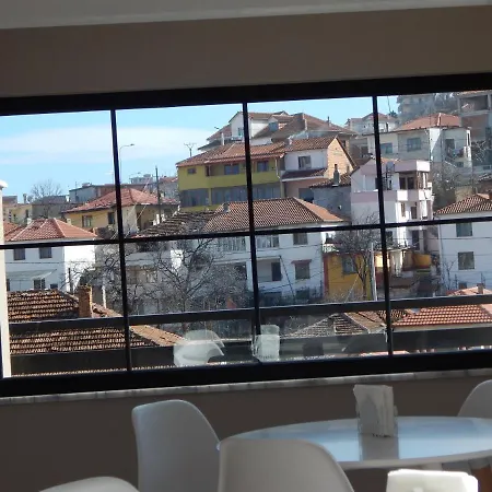 Alojamento de Acomodação e Pequeno-almoço Ora